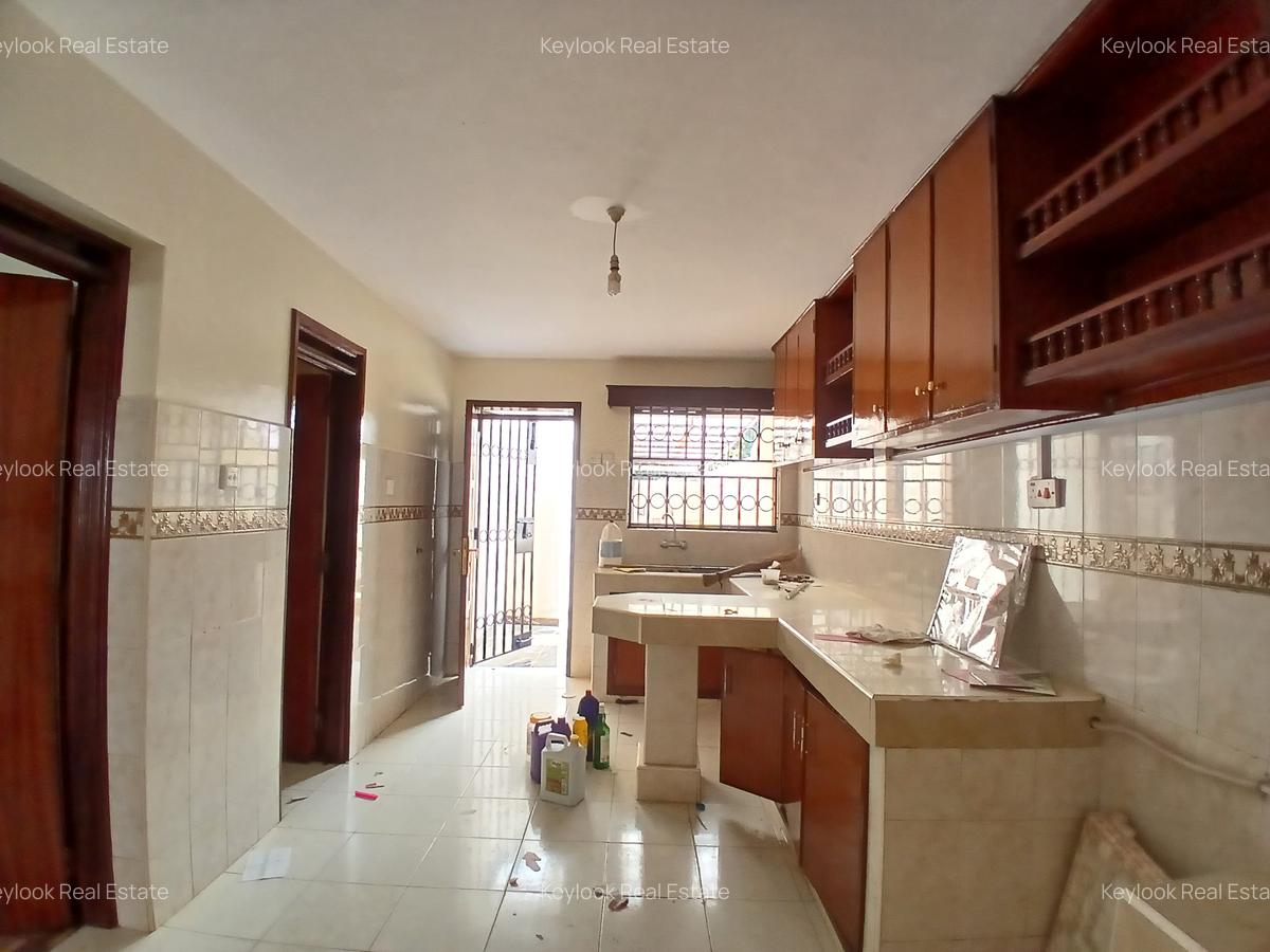4 Bed Townhouse with En Suite at Lavington Green - 18
