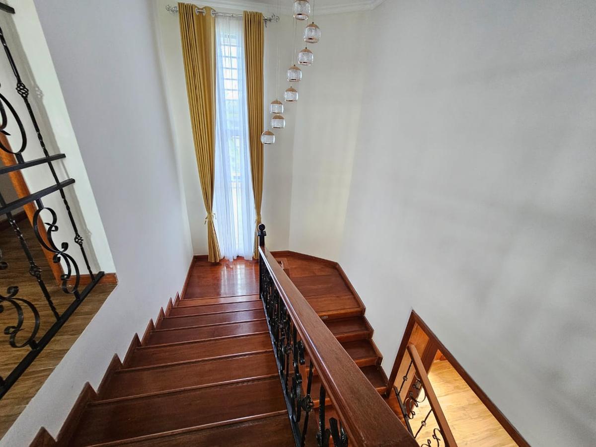 5 Bed Townhouse with En Suite in Kiambu Road - 9