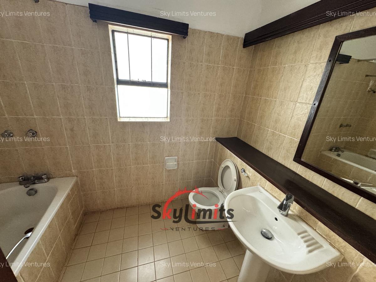 3 Bed House with Staff Quarters in Nyari - 14