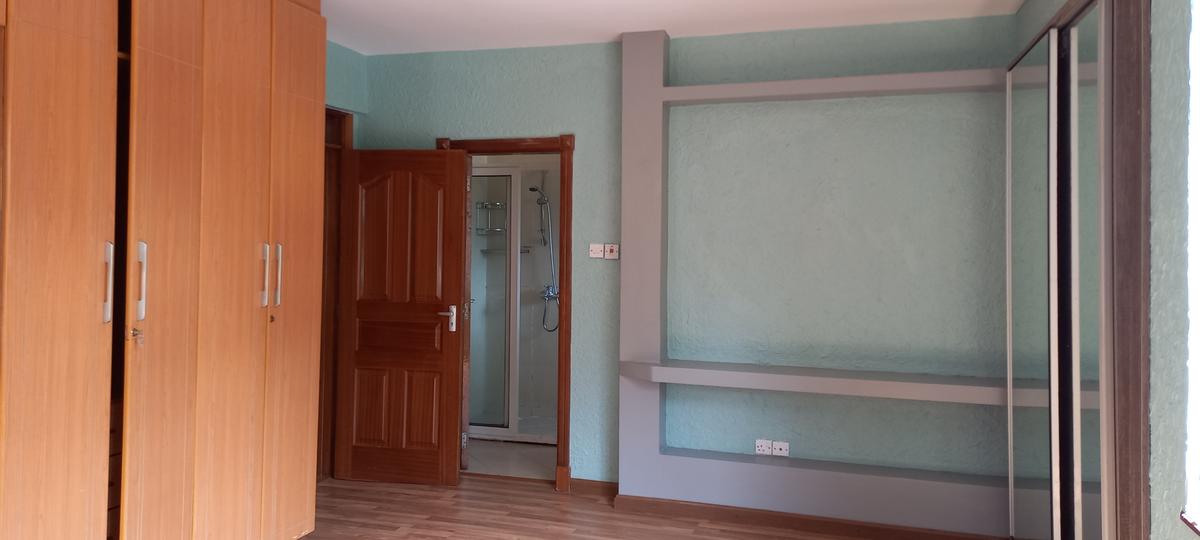 3 Bed Apartment with En Suite in Westlands Area - 13