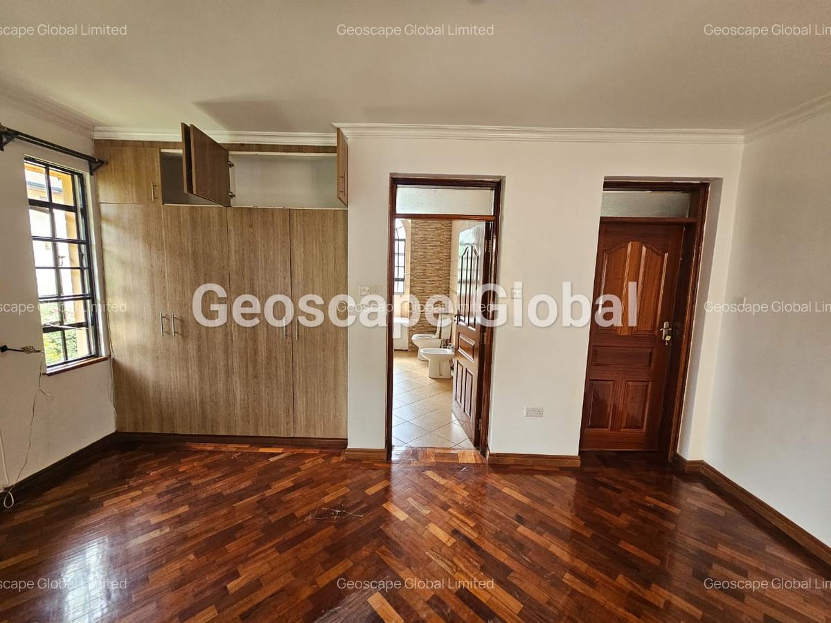 4 Bed Villa with En Suite in Runda - 6