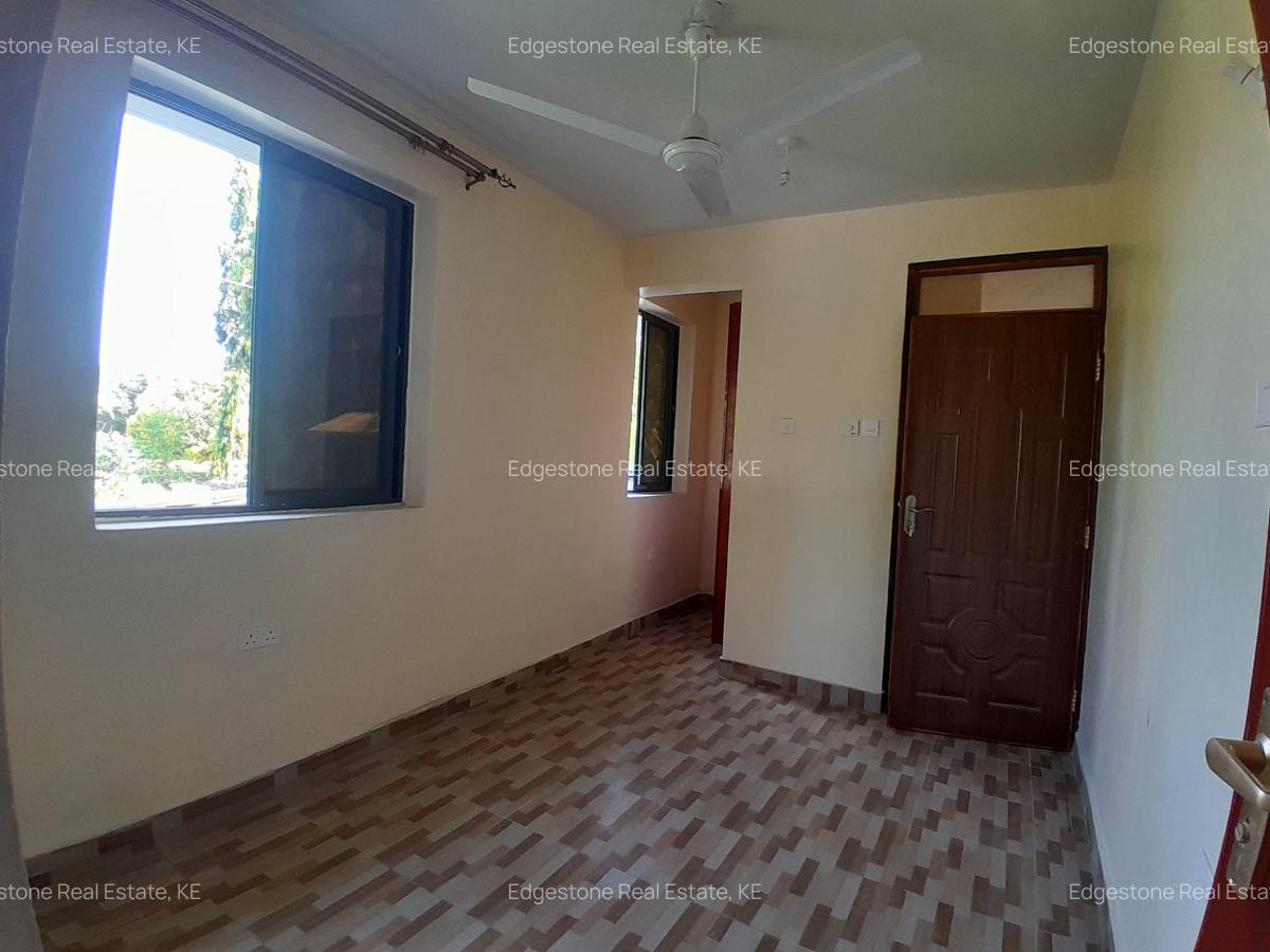 2 Bed Apartment with En Suite in Shanzu - 9