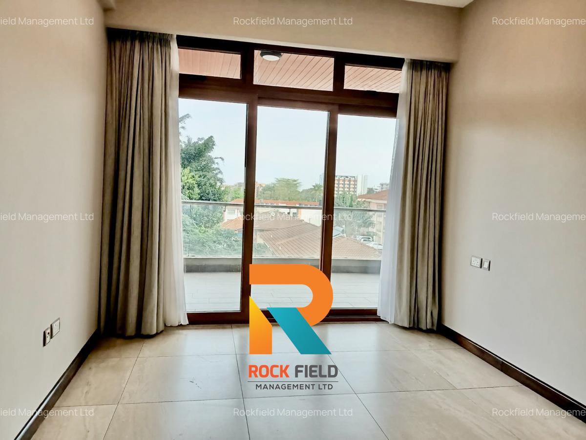 3 Bed Apartment with En Suite in General Mathenge - 12