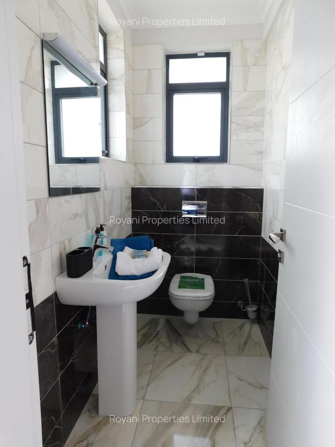 4 Bed Townhouse with En Suite at Five Star Paradise - 6