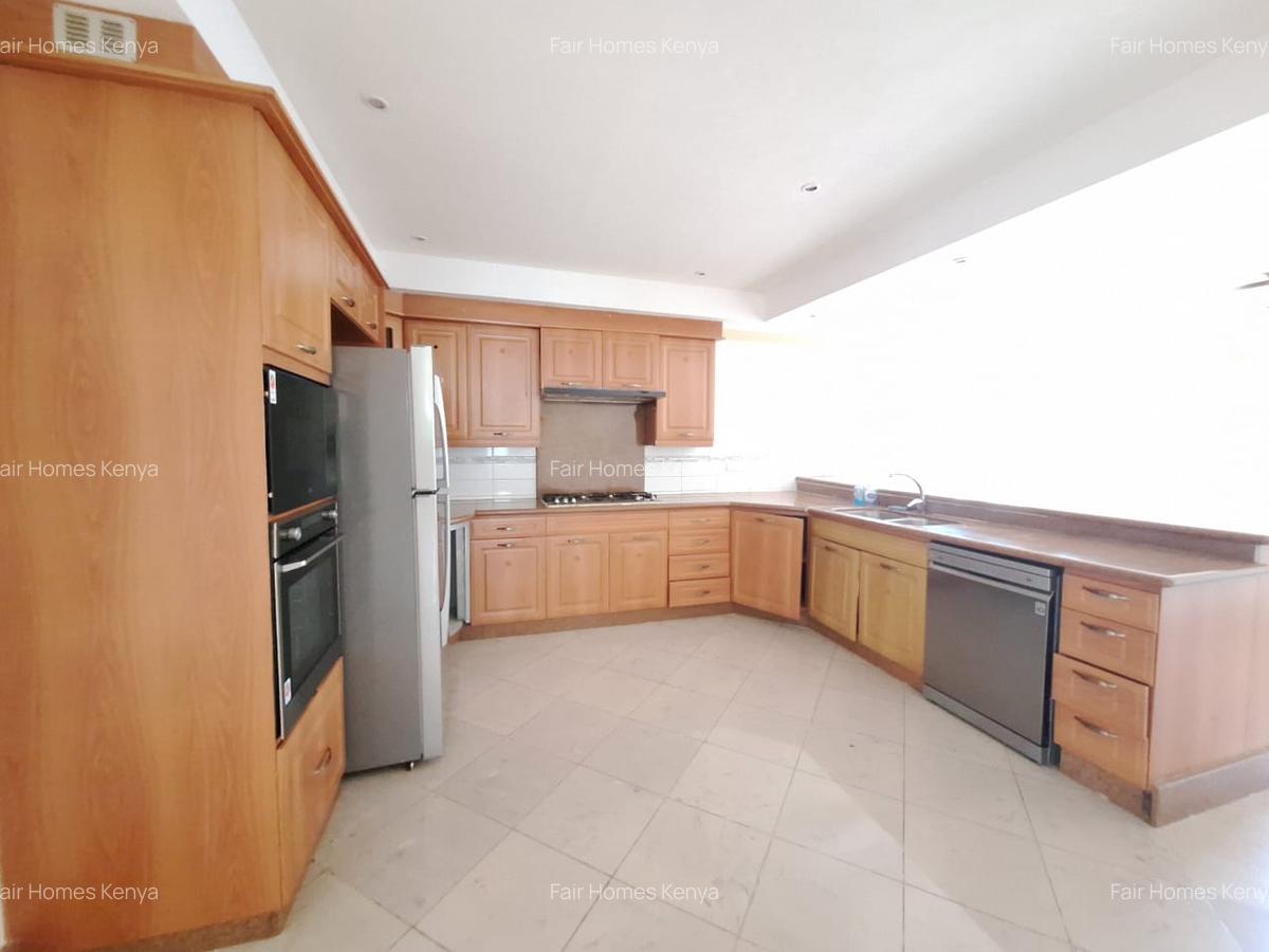 4 Bed Townhouse with En Suite at Old Kitisuru - 14