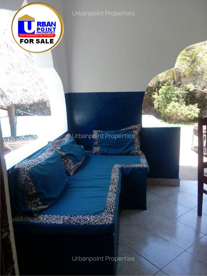 4 Bed Villa with En Suite in Watamu - 9