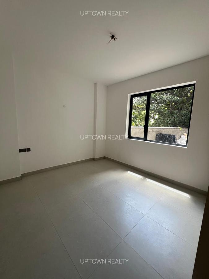 3 Bed Apartment with En Suite at Westlands - 4
