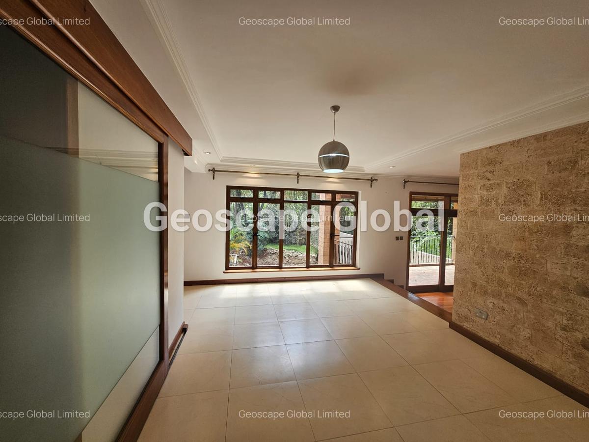 5 Bed Townhouse with En Suite in Lavington - 14