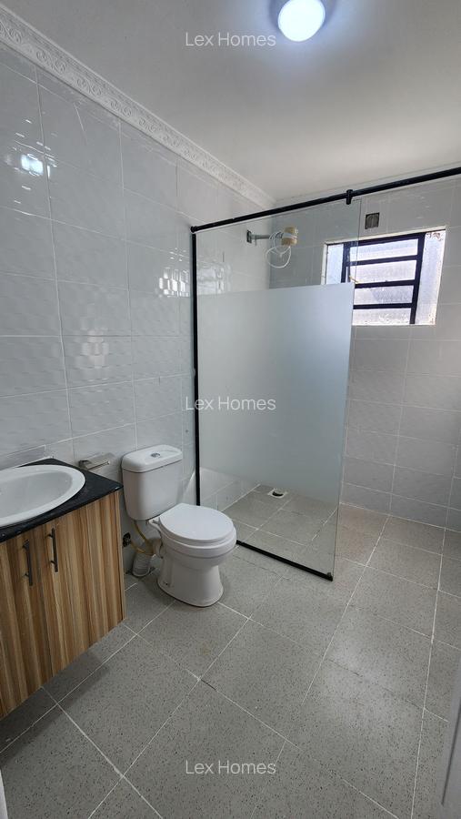 4 Bed House with En Suite in Kitengela - 12