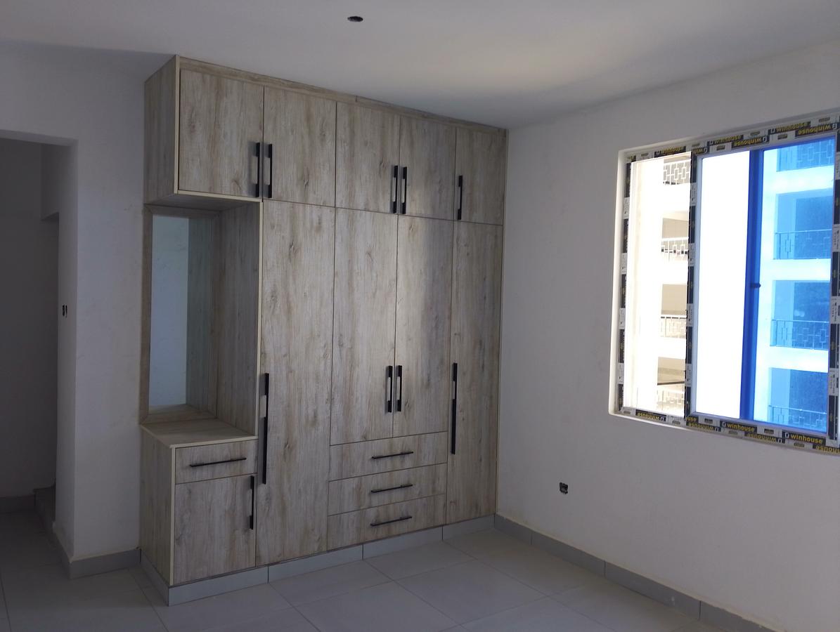 3 Bed Apartment with En Suite at Tausi Road - 5