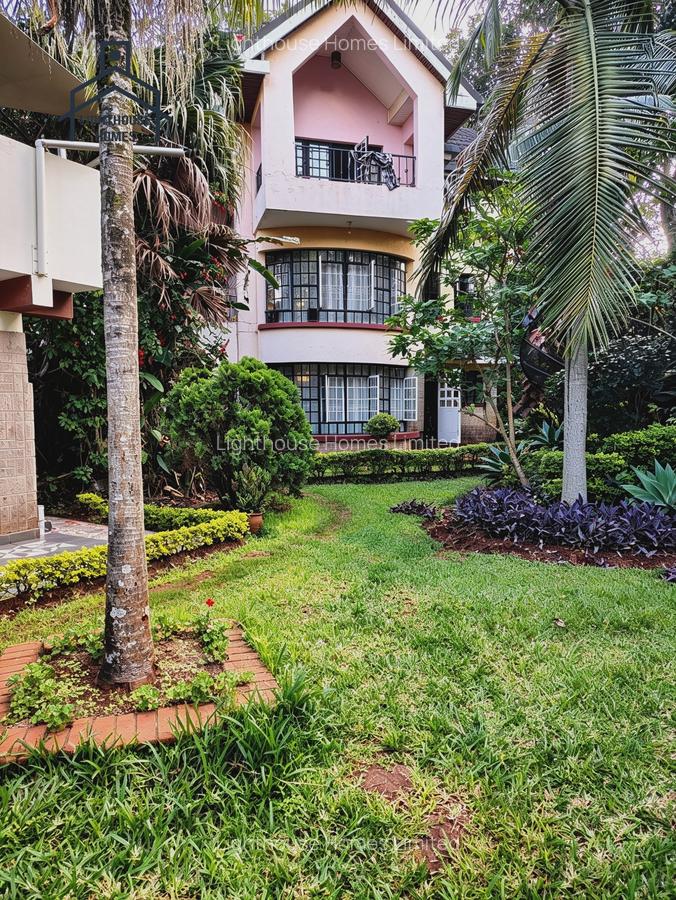 2 Bed House with En Suite at Rosslyn Riviera Mall - 1