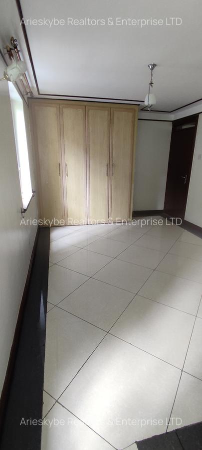 Serviced 1 Bed Apartment with En Suite in Westlands Area - 4
