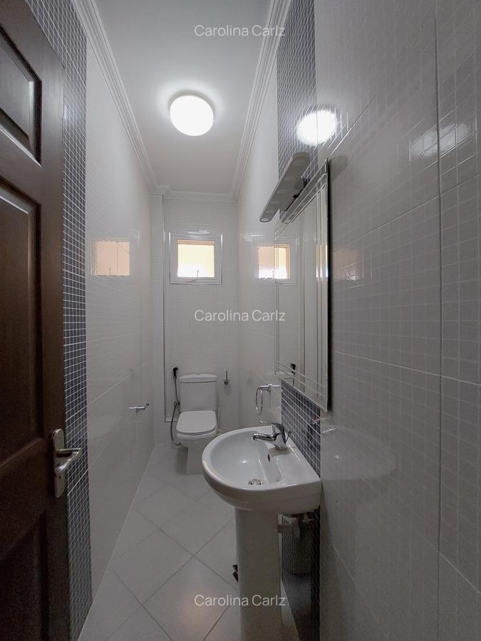 Furnished 3 Bed Apartment with En Suite at Brookside Drive - 13