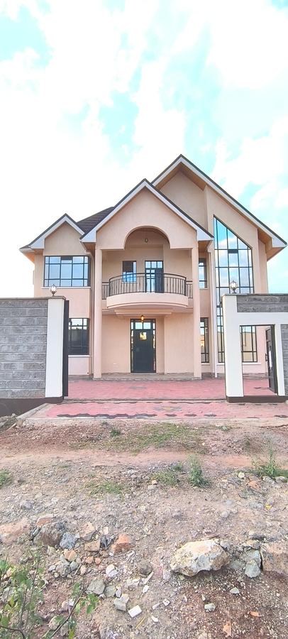 4 Bed House with En Suite at Eastern Bypass - 1