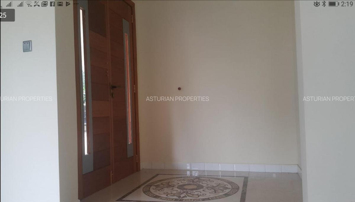 5 Bed Townhouse with En Suite in Lavington - 8