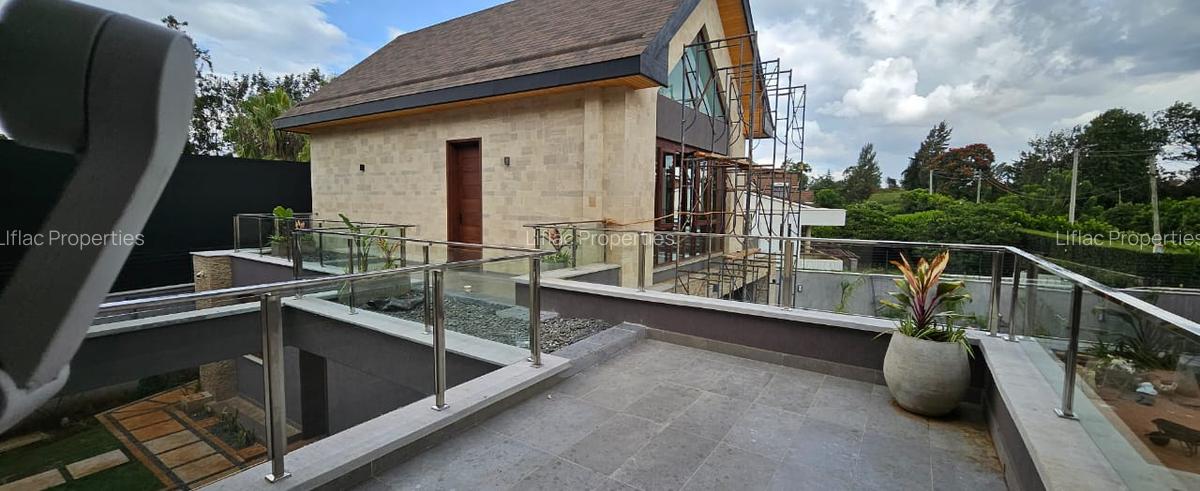 5 Bed House with En Suite in Runda - 18