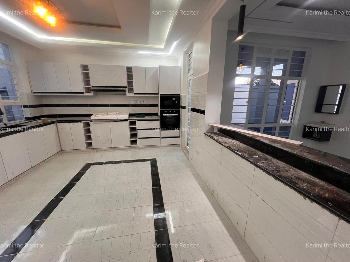 4 Bed Villa with En Suite in Ruiru - 11