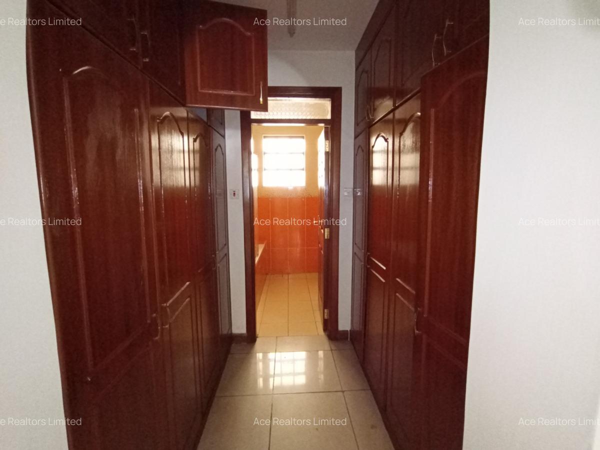 2 Bed Apartment with En Suite at Brookside Estate Westlands Nairobi - 12