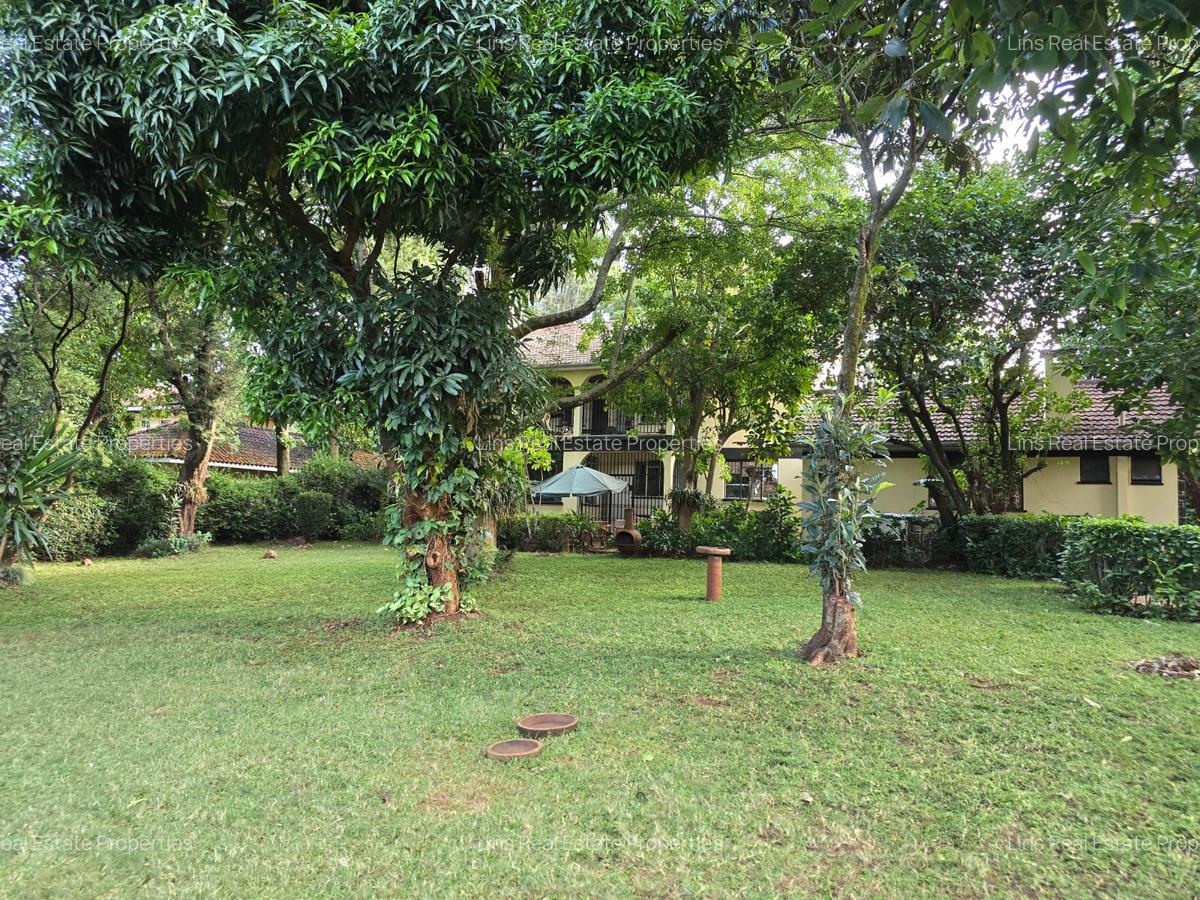 4 Bed House with En Suite in Nyari - 6