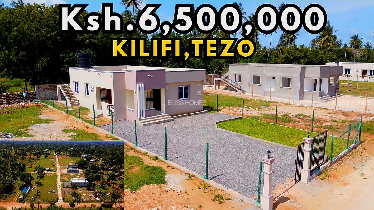3 Bed House with Swimming Pool at Tezo - 1