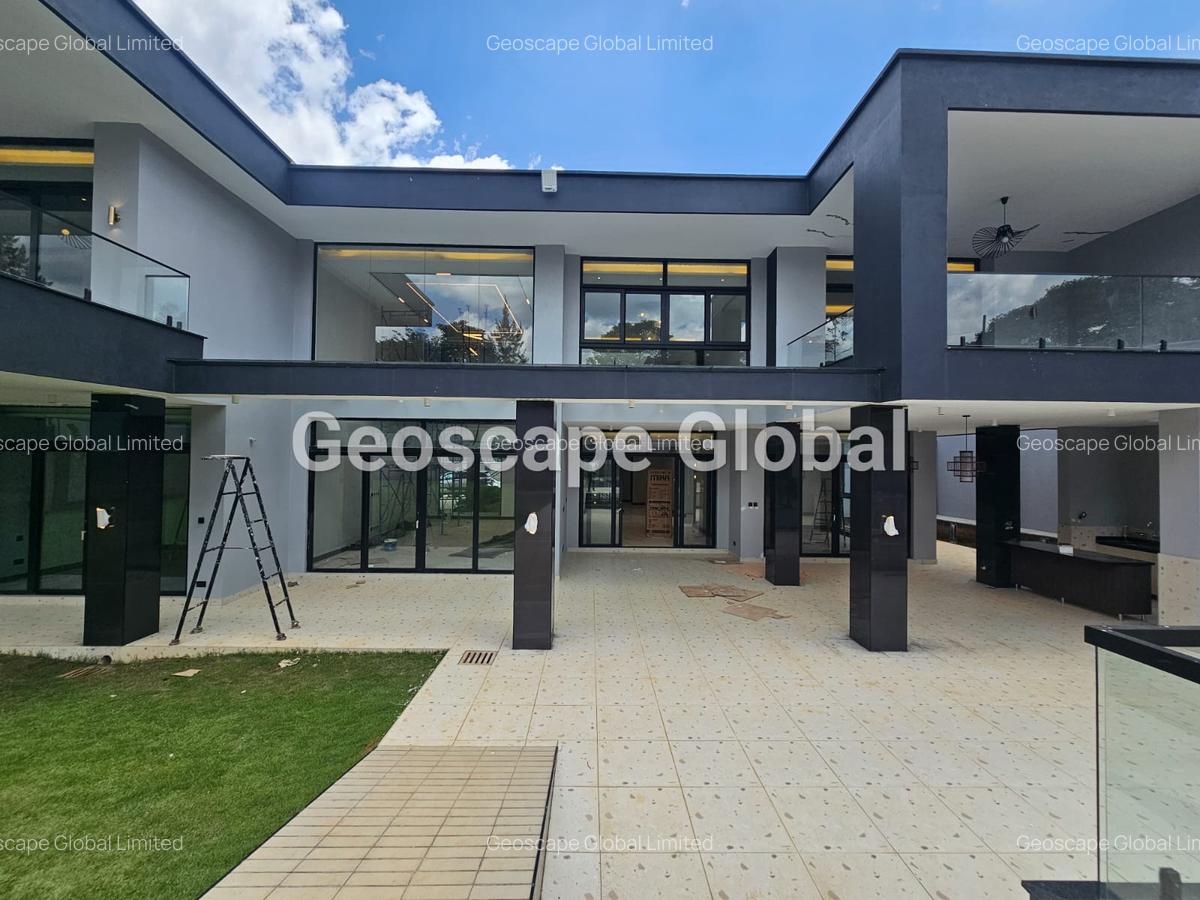 5 Bed House with En Suite in Kitisuru - 1