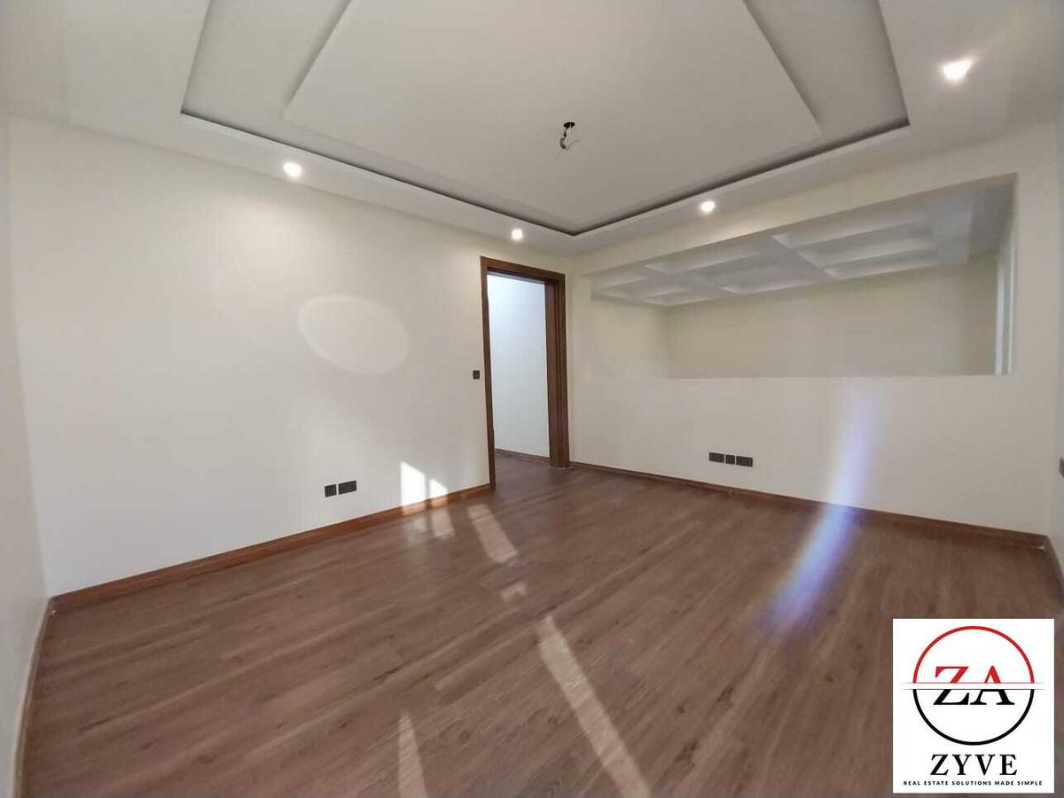 5 Bed Townhouse with En Suite at Off Owashika Road - 4