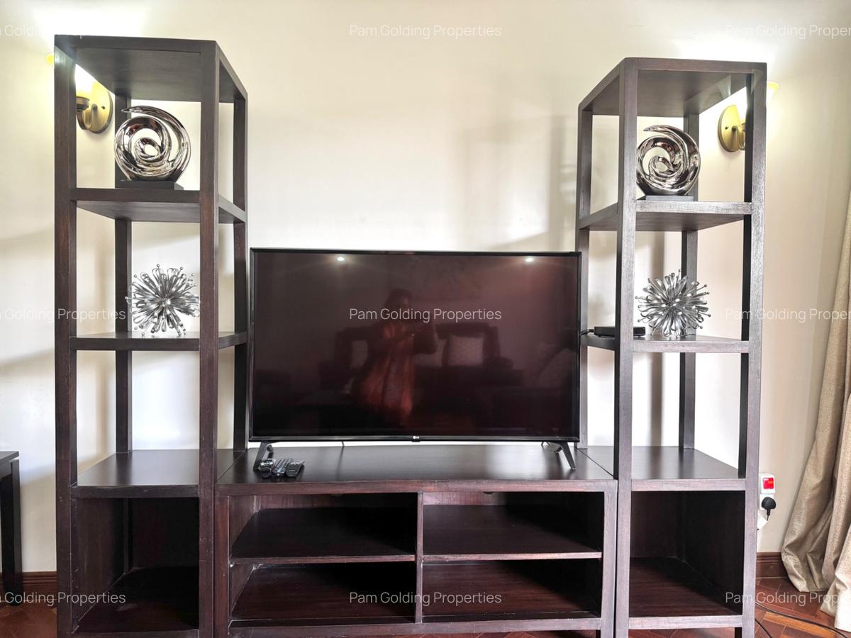 Furnished 4 Bed Apartment with En Suite in Riverside - 2