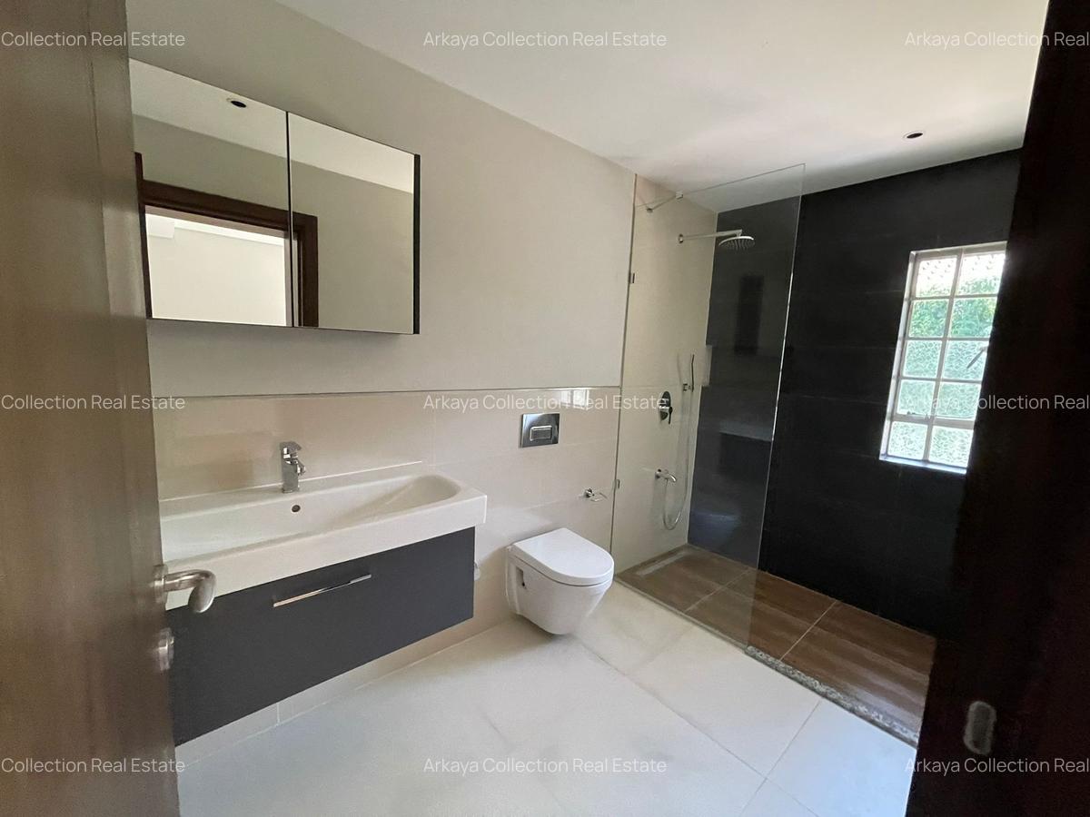 4 Bed House with En Suite in Karen - 5