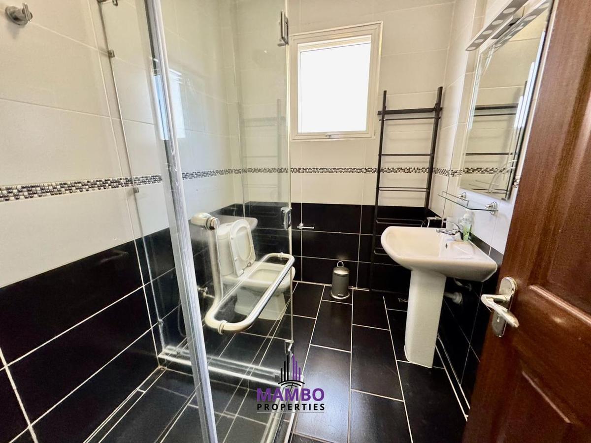 Furnished 3 Bed Apartment with En Suite at Brookside Drive - 8