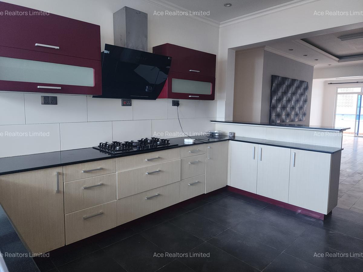 4 Bed Apartment with En Suite at Siaya Road - 3