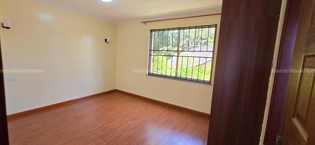 5 Bed Townhouse with En Suite at Chalbi Drive - 11