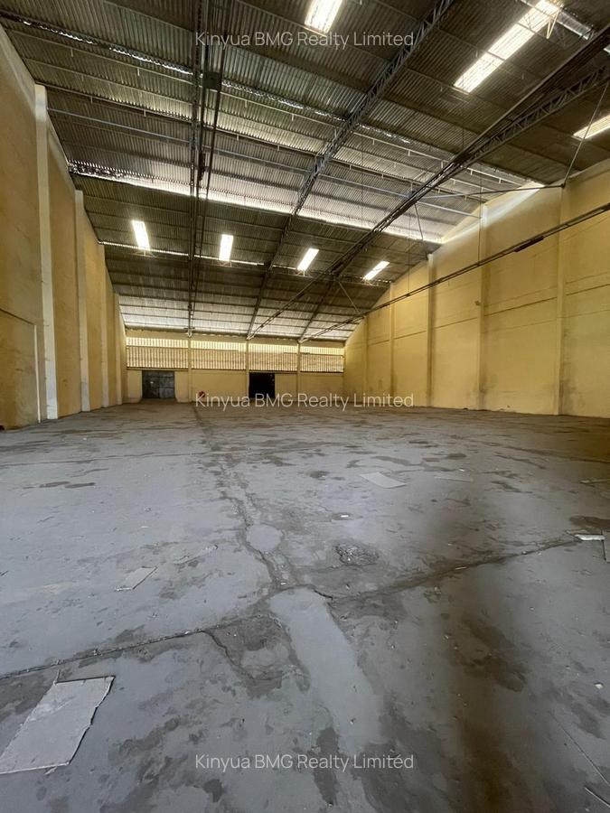 13,000 ft² Warehouse with Parking in Changamwe - 3
