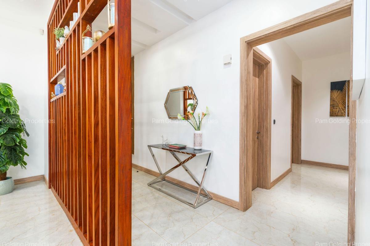 4 Bed Apartment with En Suite in Spring Valley - 7