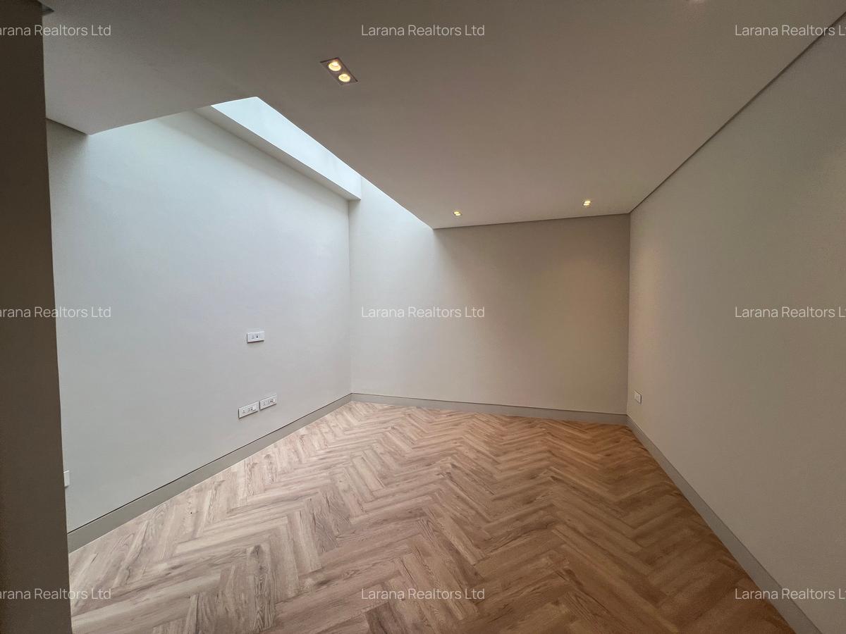 5 Bed Townhouse with En Suite at Grevillea Grove - 19