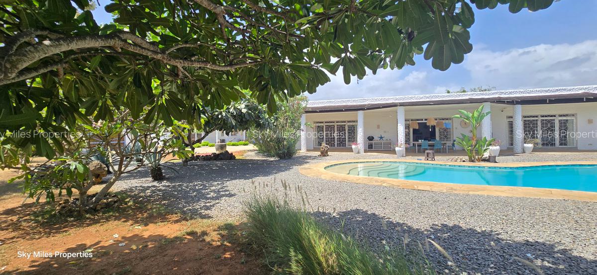 3 Bed Villa with En Suite at Kikambala - 3