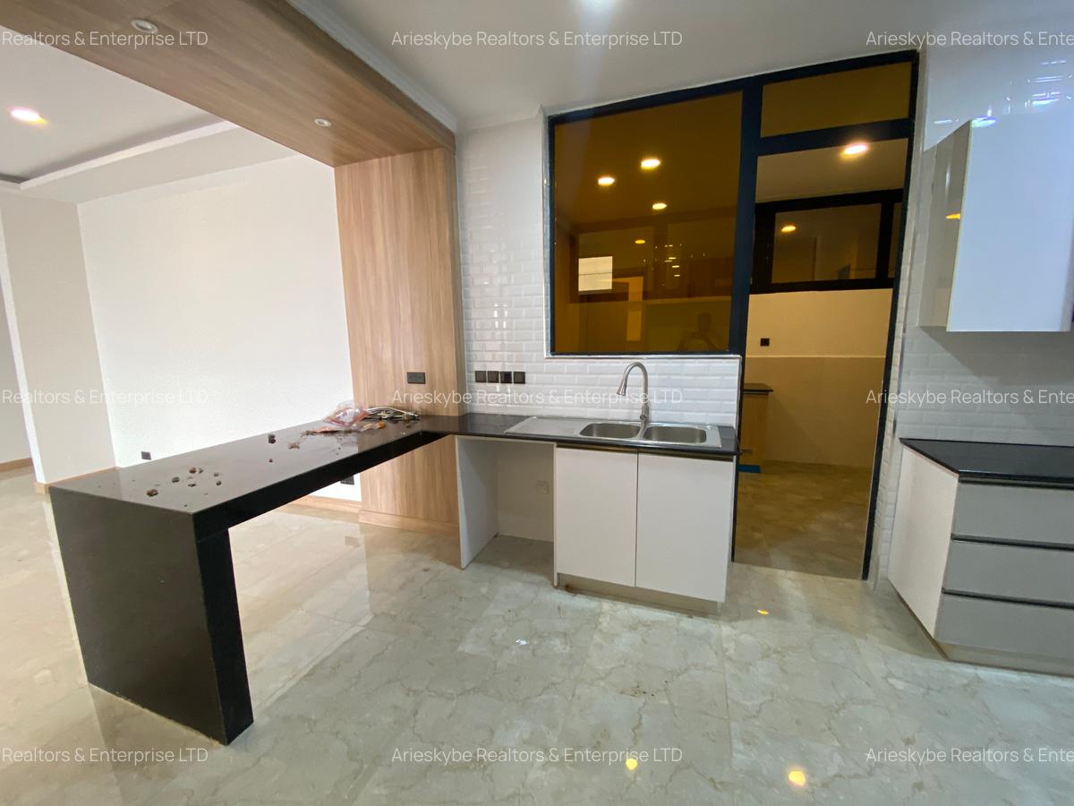 Serviced 4 Bed Apartment with En Suite in Spring Valley - 6