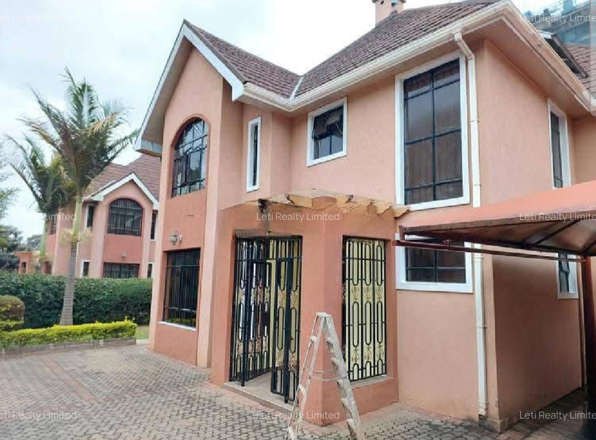 5 Bed Townhouse with En Suite in Lavington - 1