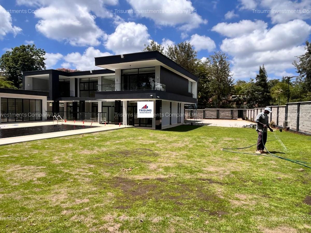 6 Bed Villa with En Suite in Nyari - 5