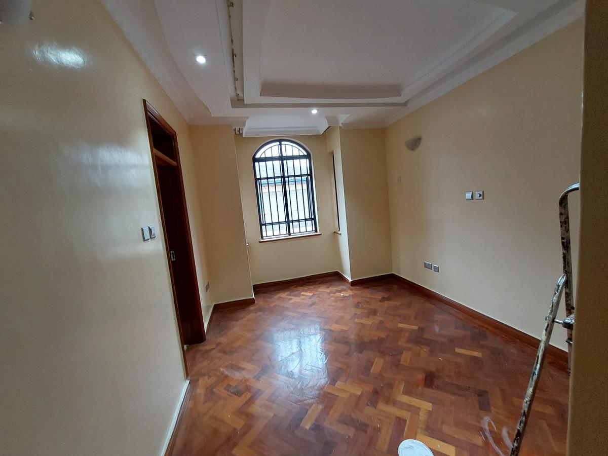 4 Bed Townhouse with En Suite at Off Mageta Road 56 - 5