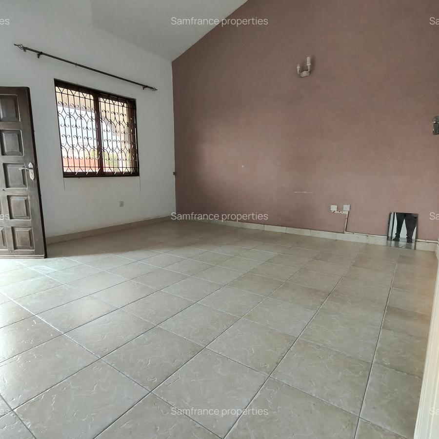 4 Bed Townhouse with En Suite at Serena Shanzu - 7