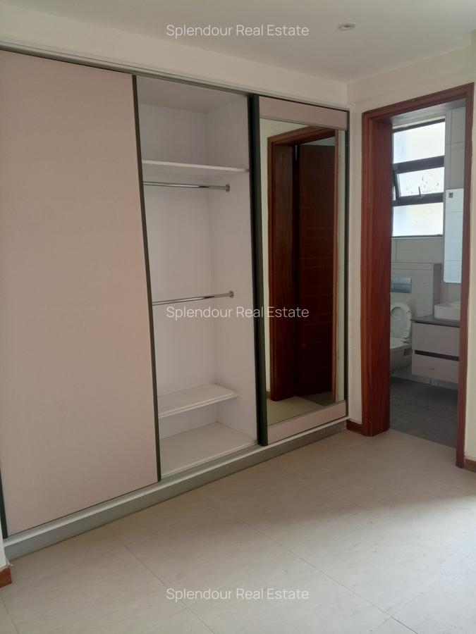 2 Bed Apartment with En Suite in Parklands - 14