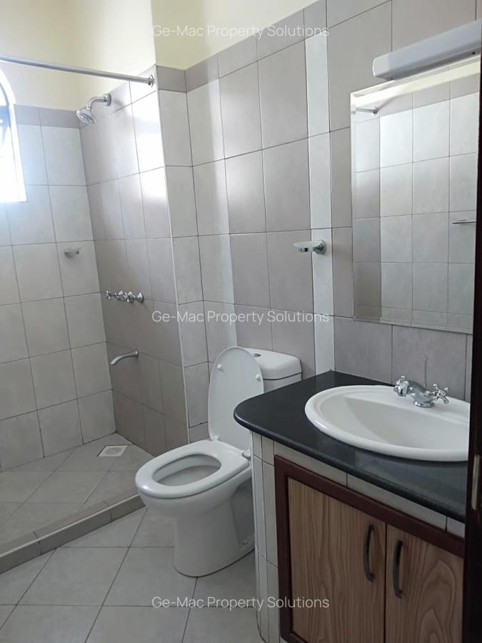 4 Bed House with En Suite in Kiambu Road - 9