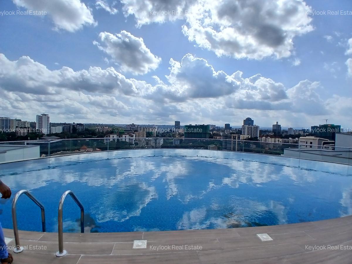 3 Bed Apartment with En Suite at Riverside Drive - 2
