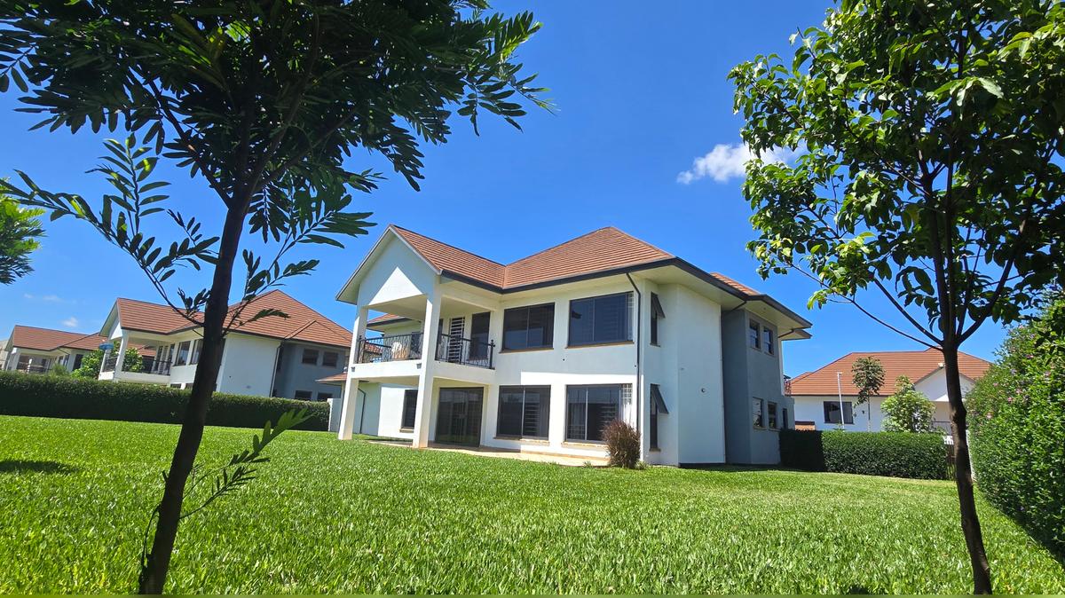 4 Bed Villa with Staff Quarters in Runda - 20