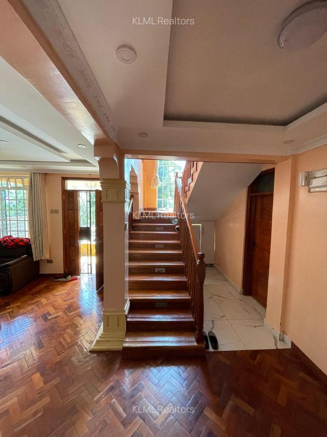 4 Bed Townhouse with En Suite at Kihumo Regen - 5