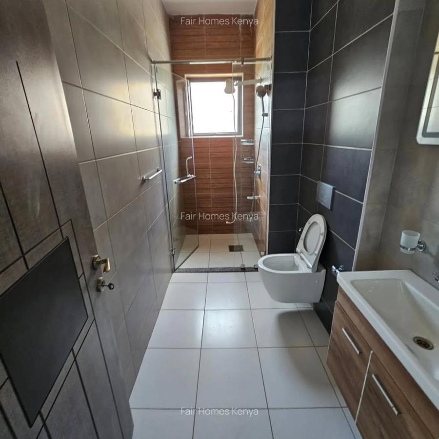 2 Bed Apartment with En Suite at Valley Arcade - 10