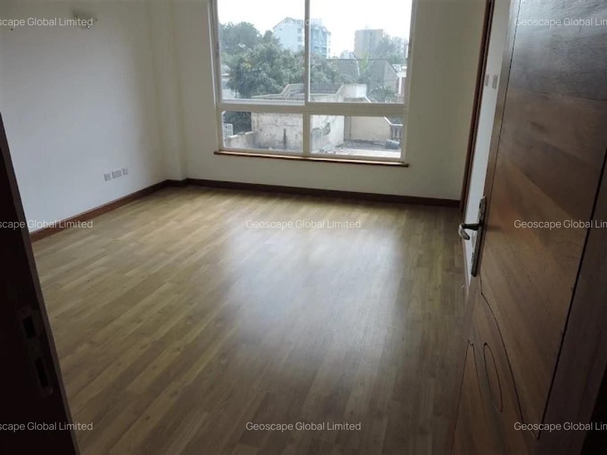 4 Bed Apartment with En Suite in Westlands Area - 2