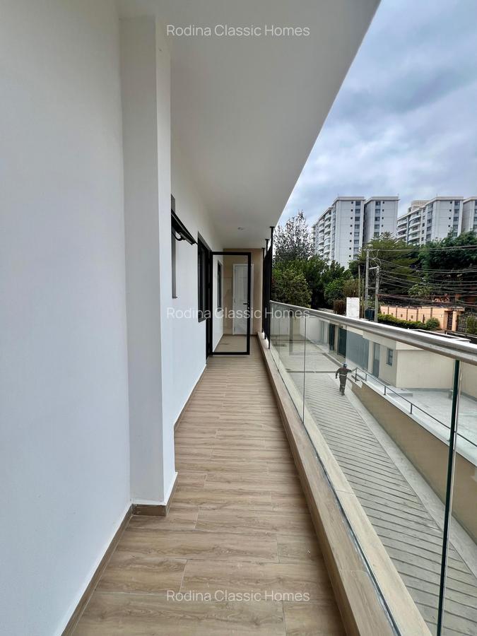 Serviced 3 Bed Apartment with En Suite in Kileleshwa - 11