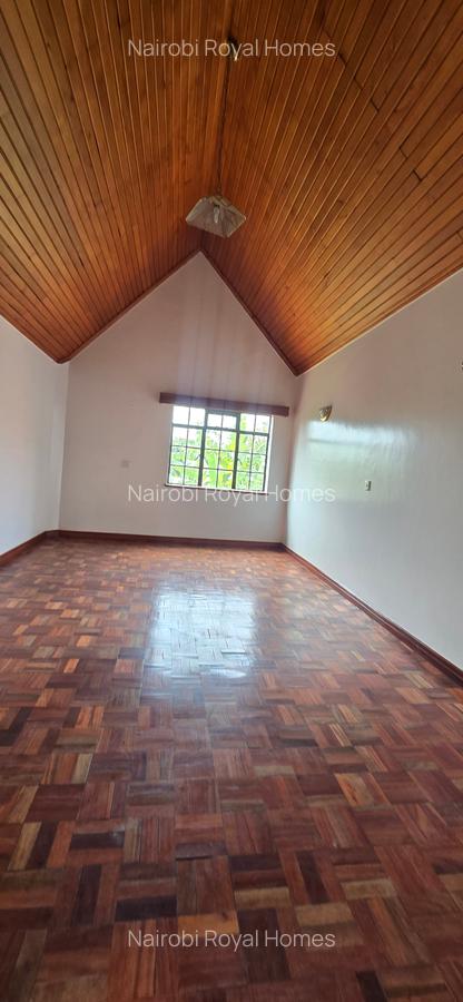 5 Bed Townhouse with En Suite at Lavington Green - 11