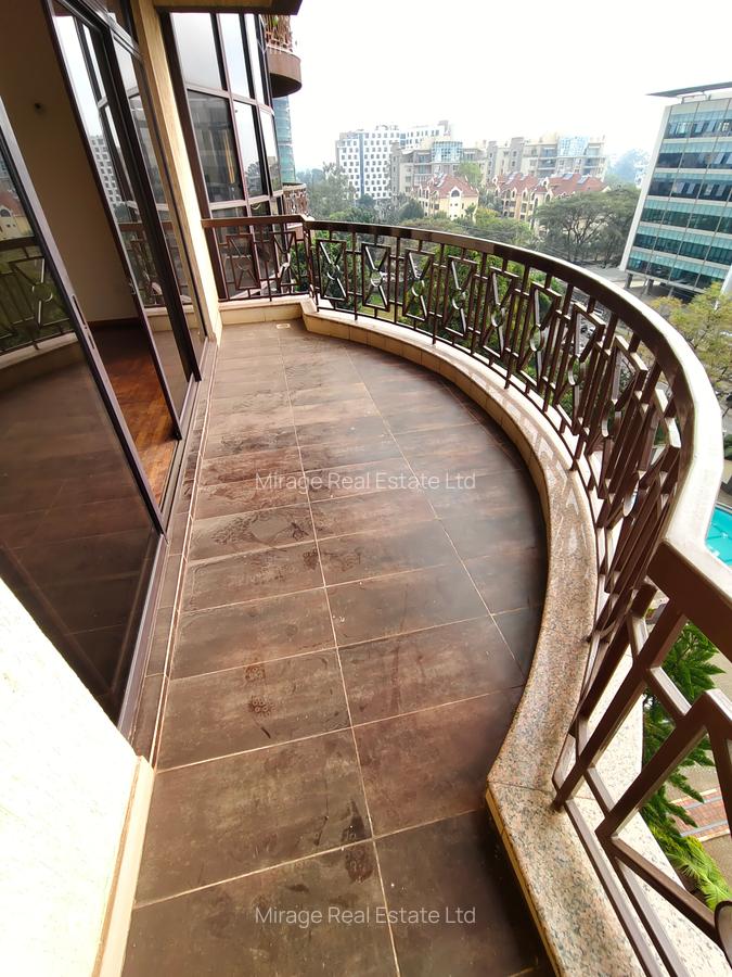 3 Bed Apartment with En Suite in Kilimani - 1